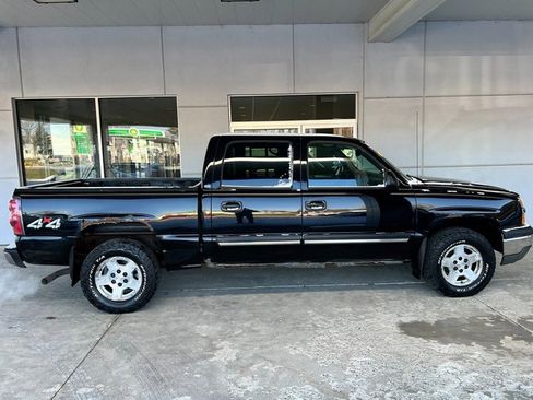 Used 2004 Chevrolet Silverado 1500 LS image 6