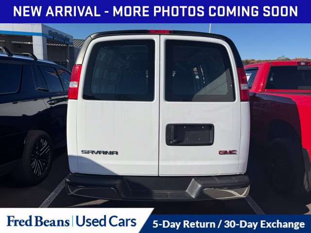 Used 2025 GMC Savana 2500 w/ Driver Convenience Package RWD image 8