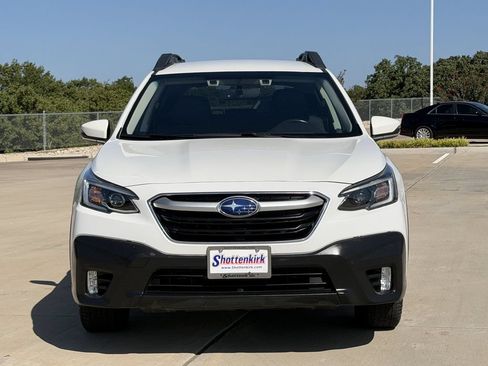 Used 2020 Subaru Outback Premium w/ Popular Package #1 AWD/4WD image 9