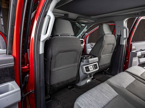 Used 2026 Ford F250 XLT w/ XLT Premium Package image 34