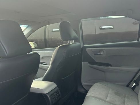 Used 2015 Toyota Camry XSE image 6