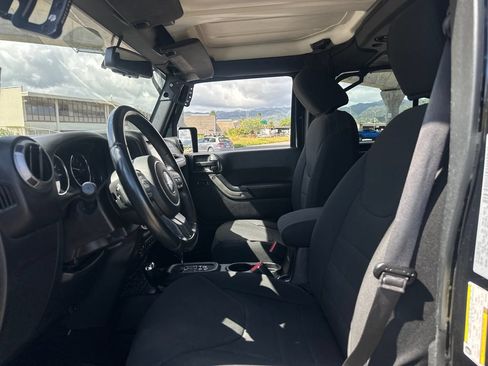 Used 2017 Jeep Wrangler Unlimited Sport w/ Quick Order Package 24S AWD/4WD image 13