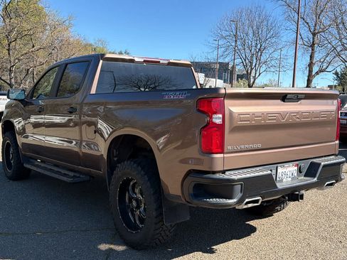 Used 2019 Chevrolet Silverado 1500 Custom Trail Boss w/ Custom Convenience Package image 7