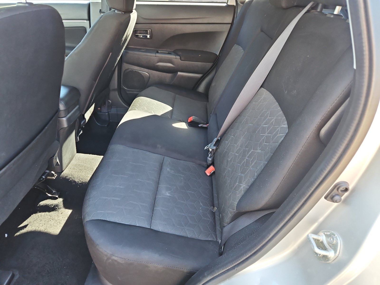 Used 2020 Mitsubishi Outlander Sport ES FWD image 13