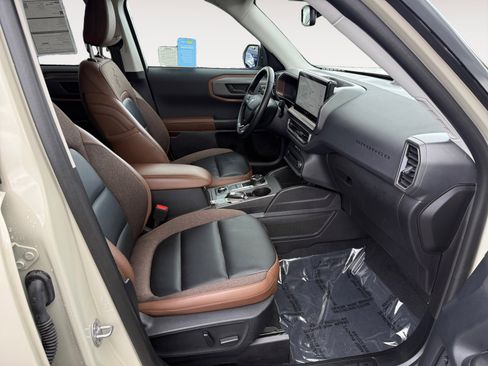 Used 2025 Ford Bronco Sport Outer Banks w/ Outer Banks Tech Package+ image 19