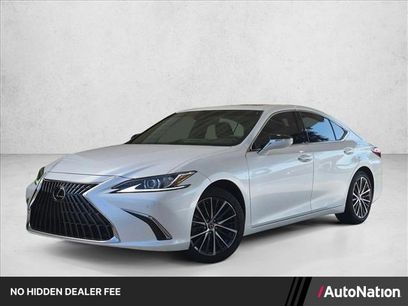 Used 2025 Lexus ES 350 w/ Premium Package