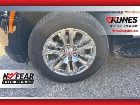 Used 2025 GMC Yukon XL Denali image 16