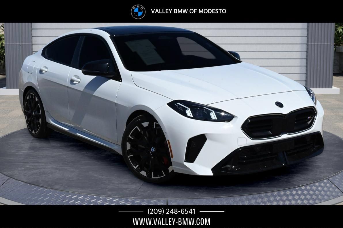Certified 2026 BMW M235i xDrive AWD/4WD image 1
