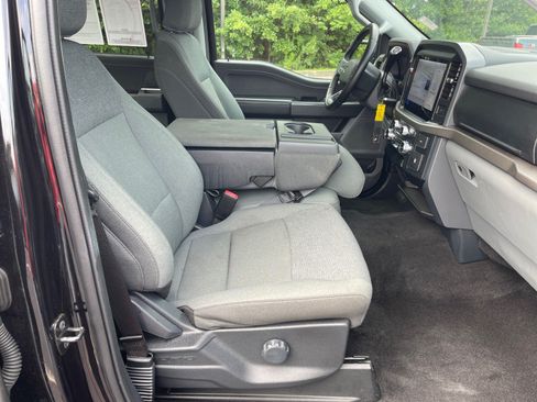 Used 2025 Ford F150 XLT w/ Equipment Group 301A Standard AWD/4WD image 19