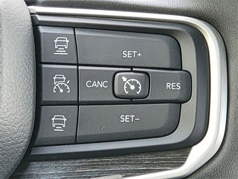 Used 2022 Jeep Wagoneer Series II image 35