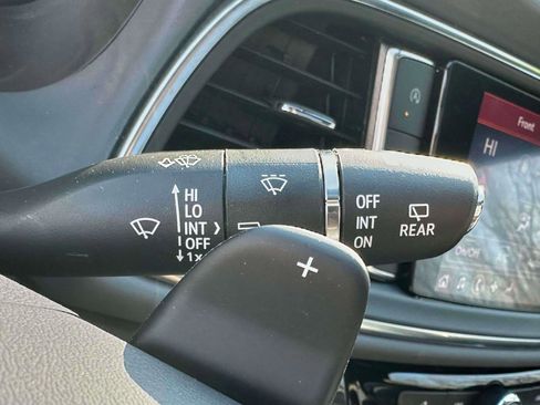 Used 2024 Buick Enclave Essence w/ Experience Buick Package image 22