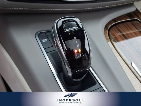 Used 2021 Cadillac Escalade Premium Luxury Platinum w/ Heavy-Duty Trailer Package image 20