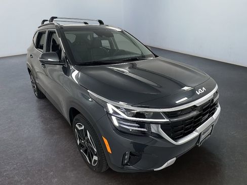 New 2026 Kia Seltos SX image 1
