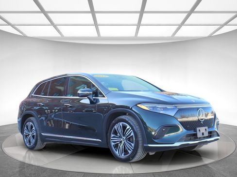 Used 2023 Mercedes-Benz EQS 450+ 4MATIC SUV w/ Pinnacle Trim Package image 3