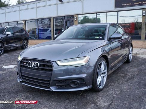 Used 2017 Audi S6 Premium Plus w/ Driver Assistance Package image 3