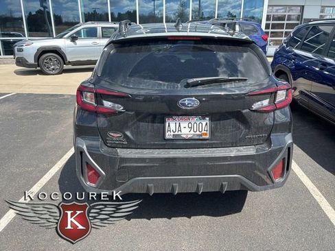 Used 2026 Subaru Crosstrek 2.5i Limited w/ Crosstrek Mirror Package AWD/4WD image 8