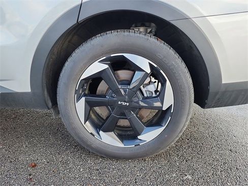 New 2025 Kia Sorento EX w/ EX Panoramic Sunroof Package image 30