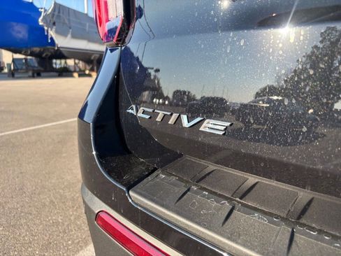 Used 2025 Ford Explorer Active w/ Active Comfort Package image 41