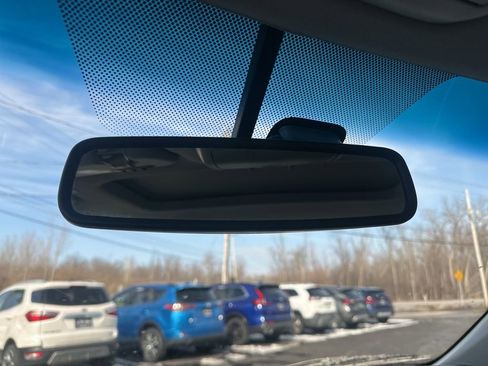 Used 2012 Lincoln MKZ image 28