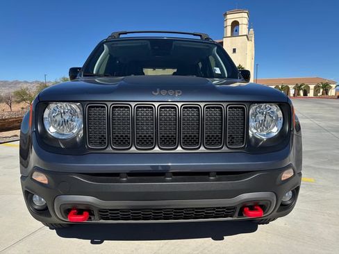 Used 2022 Jeep Renegade Trailhawk w/ Trailer Tow Group image 8
