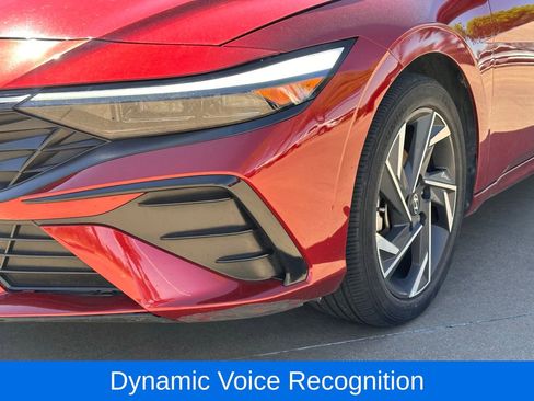 Used 2024 Hyundai Elantra SEL w/ Convenience Package image 4