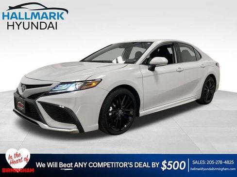 Used 2023 Toyota Camry XSE image 1