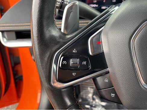 Used 2022 Chevrolet Corvette Stingray Preferred Cpe w/ Z51 Performance Package RWD image 18