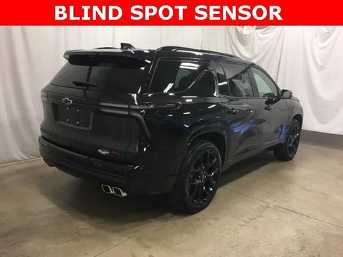 Used 2024 Chevrolet Traverse RS w/ LPO, Floor Liner Package image 4