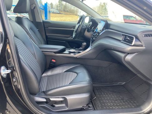 Used 2023 Toyota Camry SE image 33