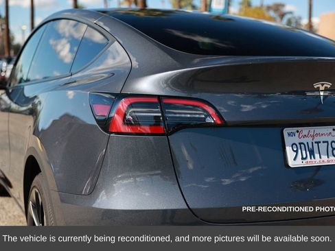 Used 2023 Tesla Model Y Long Range image 13