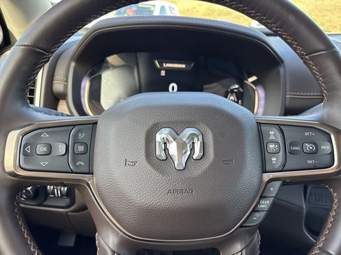 Used 2025 RAM 3500 Longhorn image 32