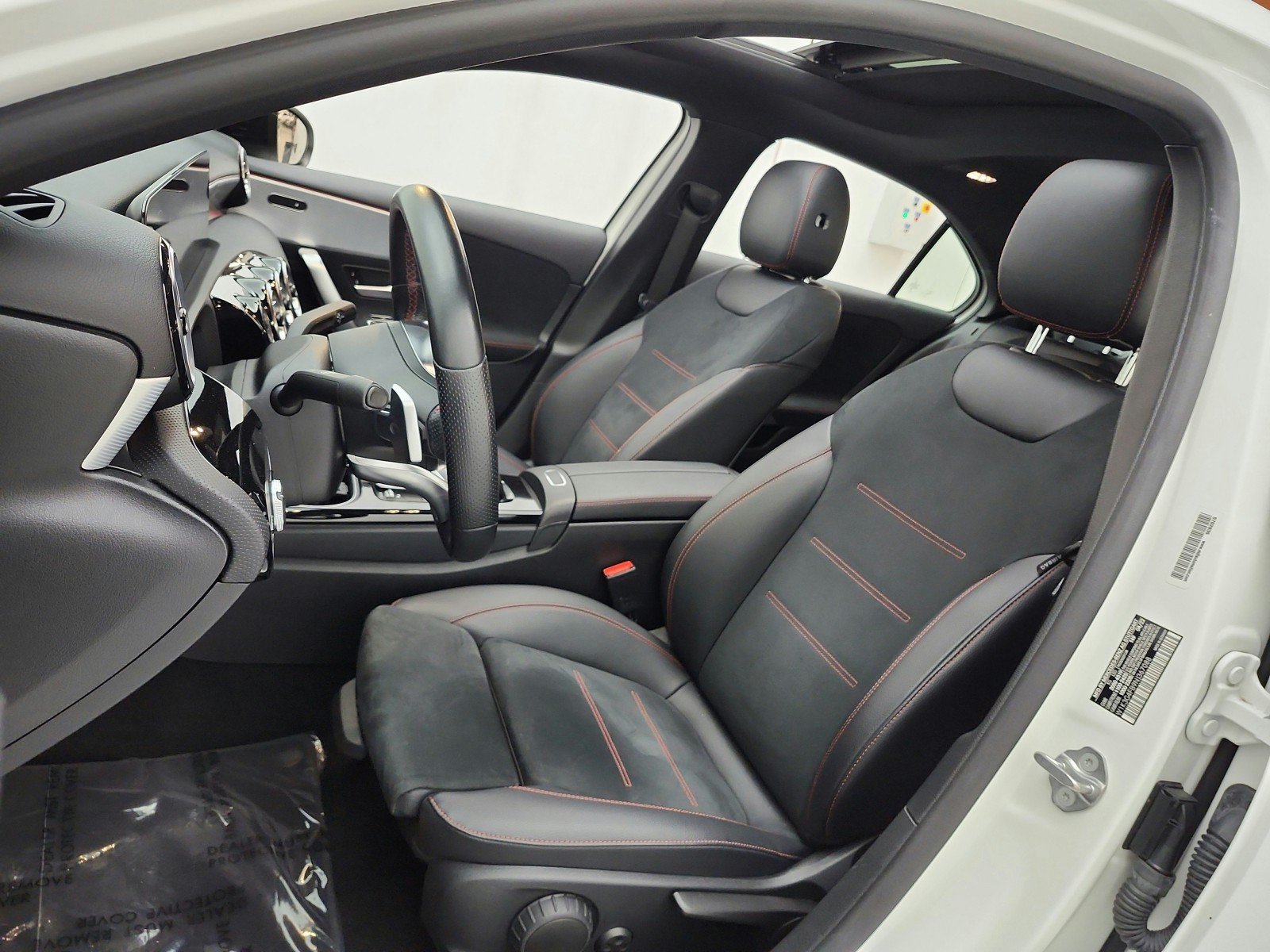 Used 2022 Mercedes-Benz A 220 4MATIC image 10