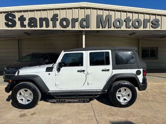 Used 2016 Jeep Wrangler Unlimited Rubicon w/ Connectivity Group AWD/4WD image 8