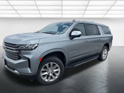 Used 2024 Chevrolet Suburban Premier RWD image 1