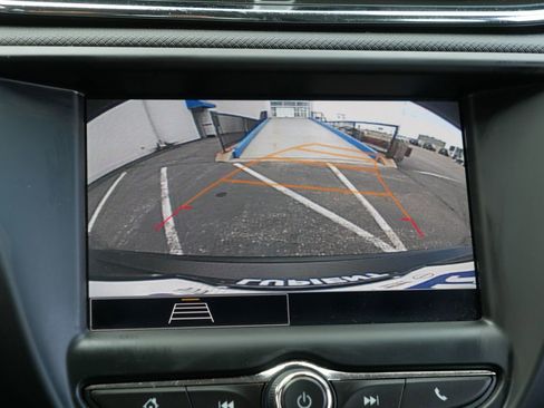 Used 2021 Chevrolet TrailBlazer LS FWD image 26