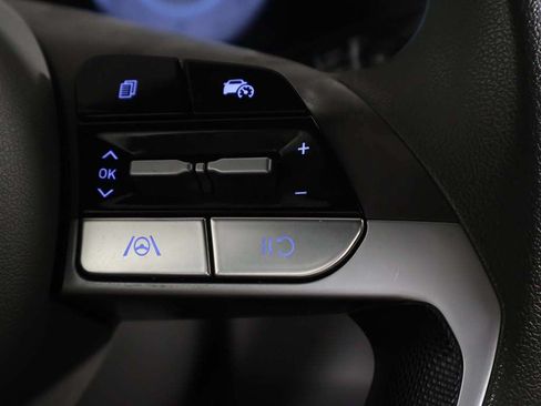 Used 2024 Hyundai Elantra SEL FWD image 37