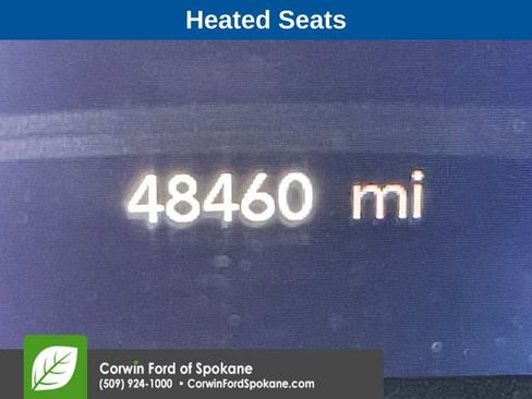 Used 2024 Chrysler Pacifica Touring-L image 4