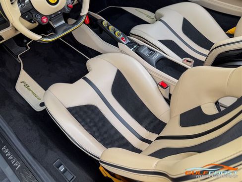 Used 2022 Ferrari F8 Tributo RWD image 24