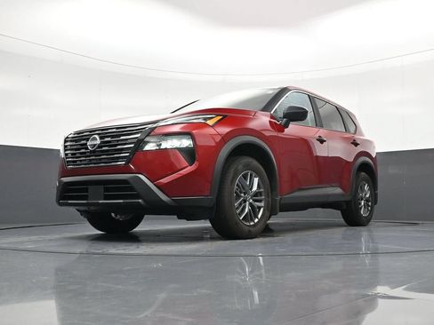 Used 2026 Nissan Rogue S FWD image 21