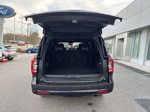 Used 2024 Ford Expedition Max Limited image 9