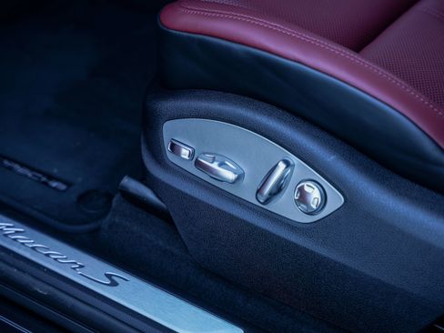 New 2026 Porsche Macan S image 17