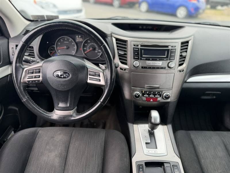 Used 2013 Subaru Outback 2.5i Premium w/ All-Weather Pkg AWD/4WD image 25