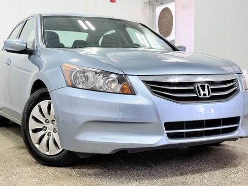 Used 2012 Honda Accord LX image 3