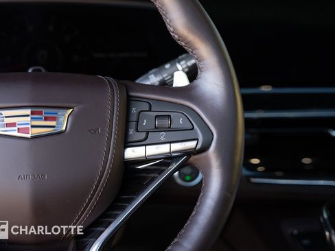 Used 2023 Cadillac Escalade V w/ LPO, ONYX Package image 20