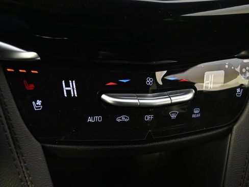 Certified 2025 Cadillac XT6 Sport w/ Technology Package image 31