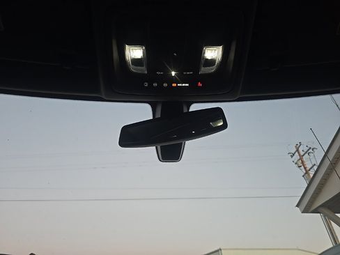 Used 2019 GMC Sierra 1500 SLT w/ X31 Off-Road Package image 27