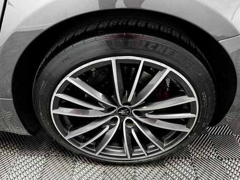 Used 2021 Maserati Ghibli S image 18