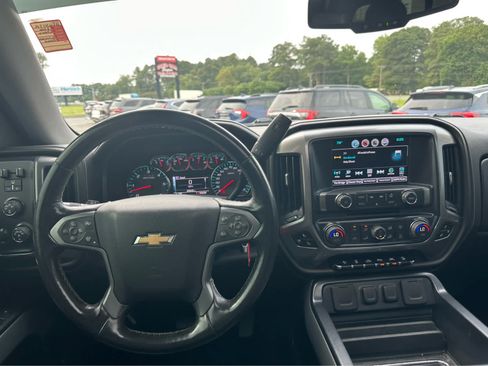 Used 2016 Chevrolet Silverado 1500 LTZ Z71 w/ LTZ Plus Package AWD/4WD image 13