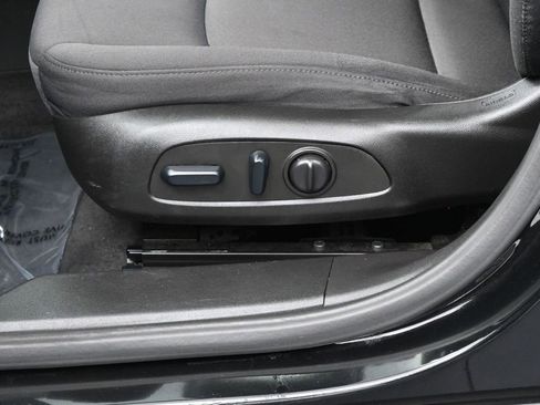 Used 2022 Chevrolet Malibu RS FWD image 12
