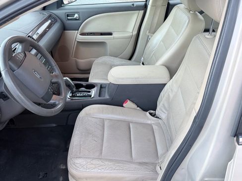 Used 2008 Ford Taurus SEL image 5